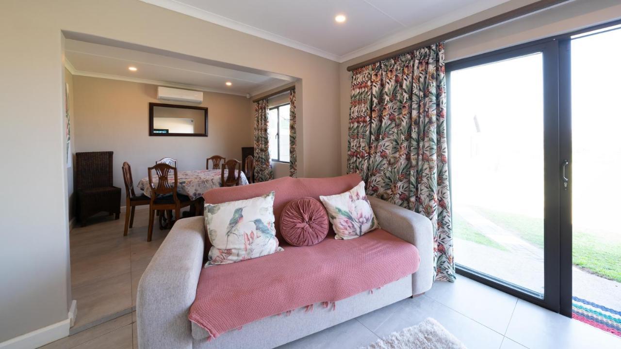 Equestre Bnb Pietermaritzburg Bagian luar foto